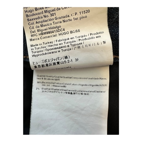 Hugo Boss Dark Wash Straight Leg Jeans With Stretch - Size 36/34 - Picture 11 of 15